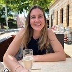 Young professional seeking room  Main Photo