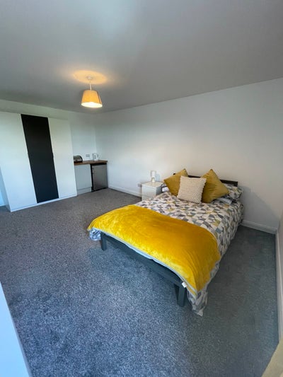 Fully Furnished Rooms-Co-Living- All Bills inc-WS7 Main Photo