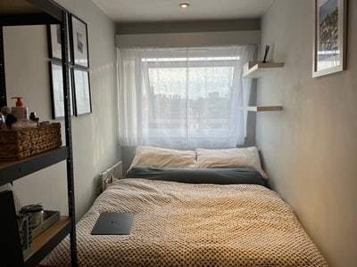 Cosy bedroom in a girly flat  Main Photo