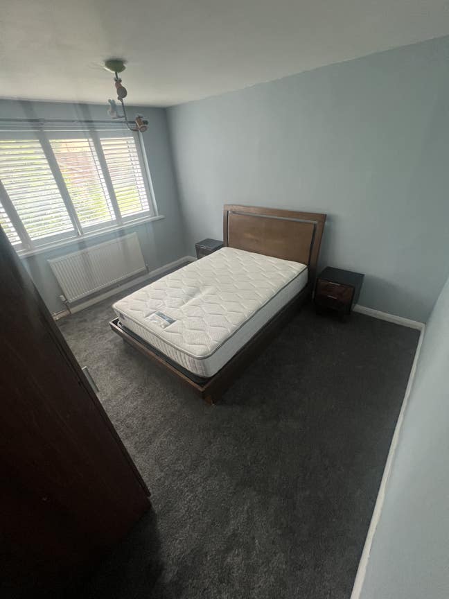 Double room available for rent Main Photo