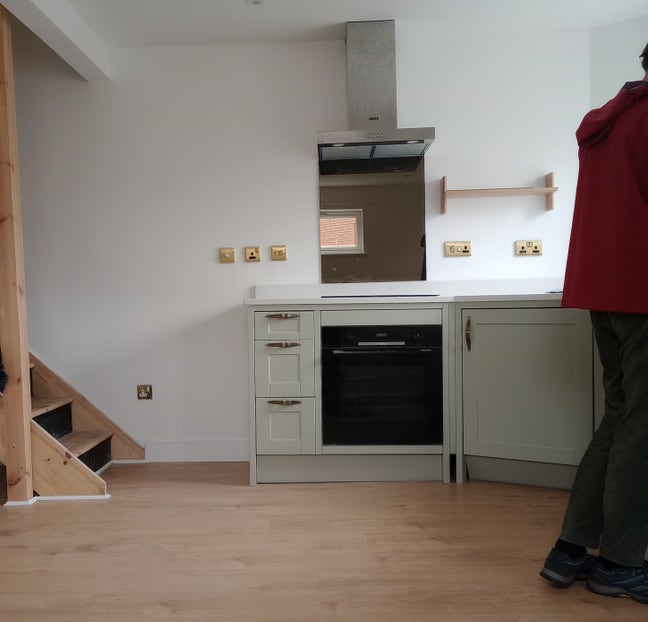 Unfurnished, 2 bed in sought after Badger's Dene Main Photo