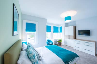 Two Spacious Ensuite Rooms Available  Main Photo