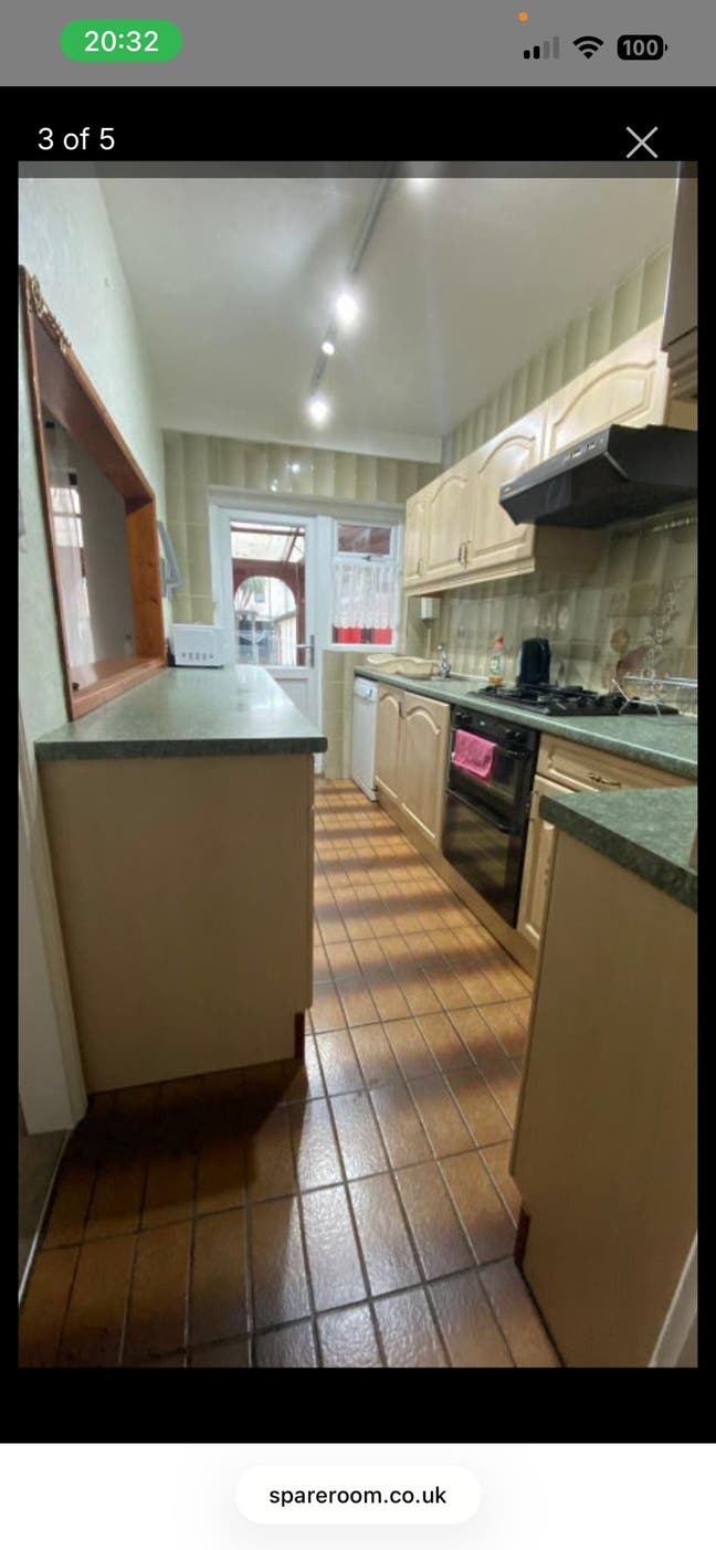 Double room to rent  Main Photo