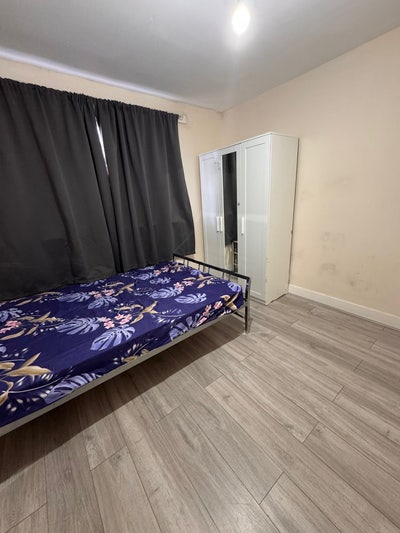 Room neat and clean  Main Photo