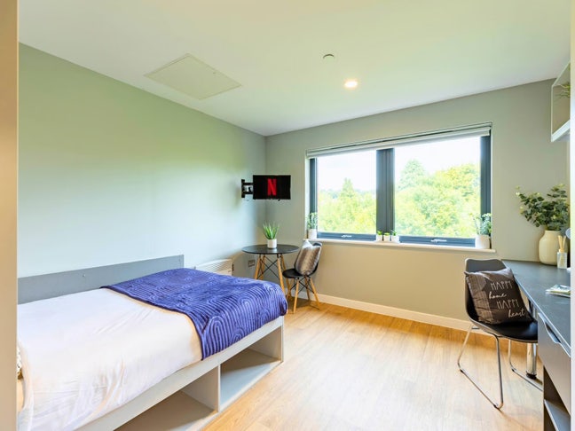Tenancy take over Clifford House Main Photo