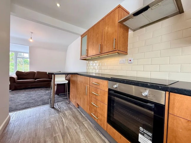 2 bedroom property for rent for a month and half  Main Photo
