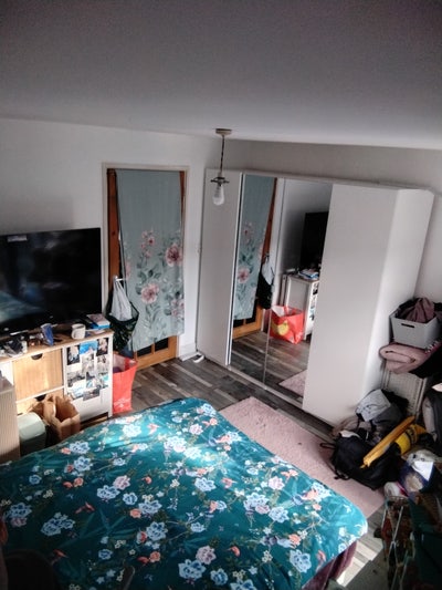 Large room with direct garden access - bills inc Main Photo