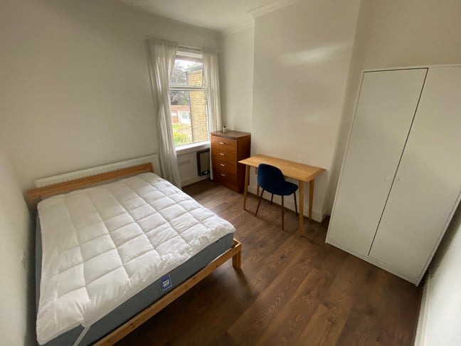 Double Room Available  Main Photo