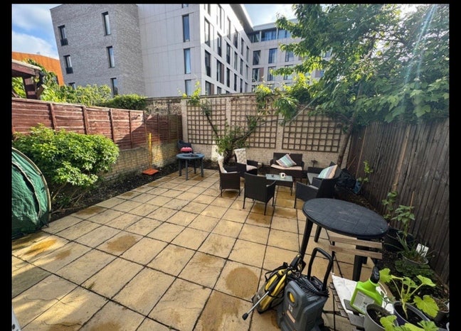Double room to rent in friendly Clapham sharehouse Main Photo