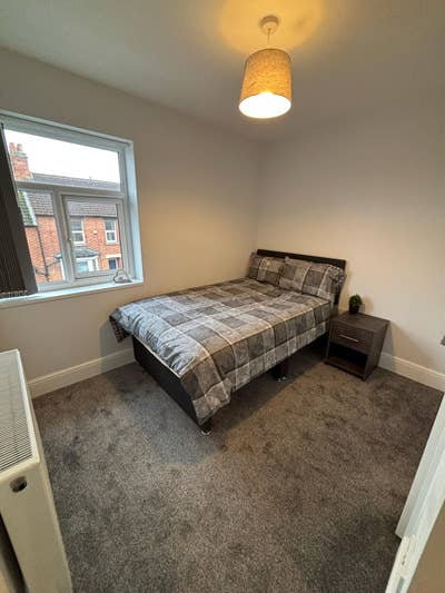 Luxury Ensuite Room on Roundhill Road Main Photo