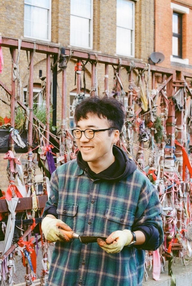 Friendly Postgrad Student Seeking Room in London Main Photo