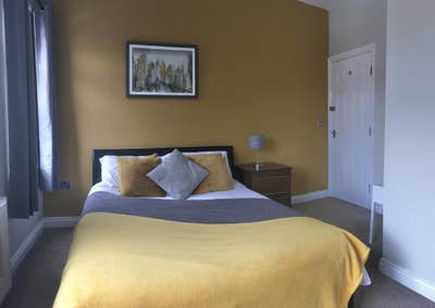 Ensuite/Nr Royal Stoke Hosp/TV/On street parking Main Photo