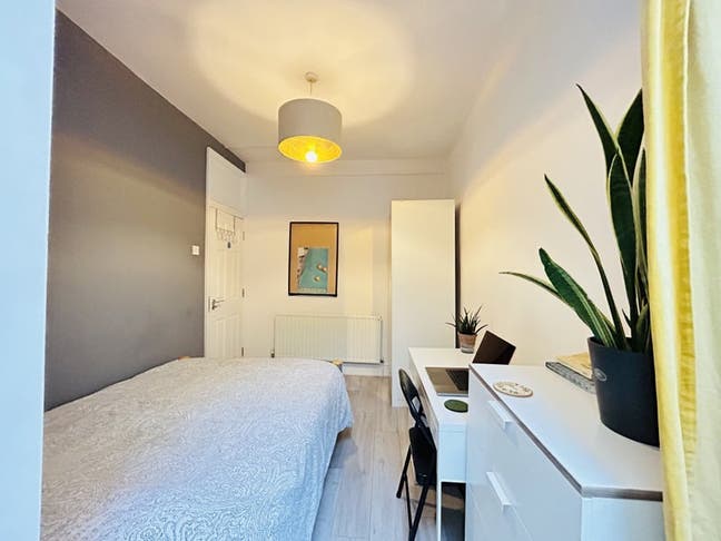 Two Double Rooms All Bills - Garden & Lounge 🏡 Main Photo