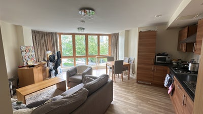 A double room and personal bathroom on harbourside Main Photo