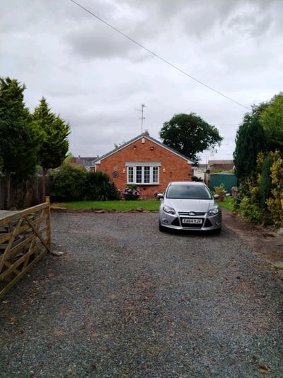 One double room to let  Main Photo
