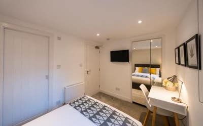 Modern House Share in Reading  Main Photo