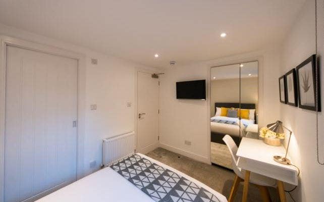Modern House Share in Reading  Main Photo