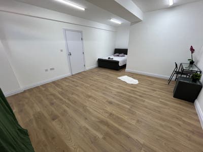 🚆 Double Room Near Erith Station Main Photo