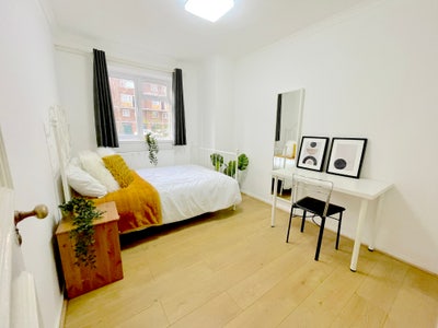 4 Cosy Rooms in Highbury with Front Garden Main Photo