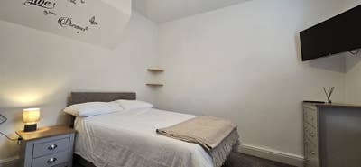 A Stunning 5 Bed House - All En Suites!  in CH43  Main Photo
