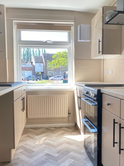1 Bed Spacious Sunny Redecorated Flat Ramsey PE26 Main Photo