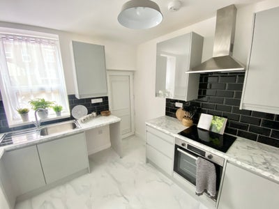 Good standard rooms available in Accrington Main Photo