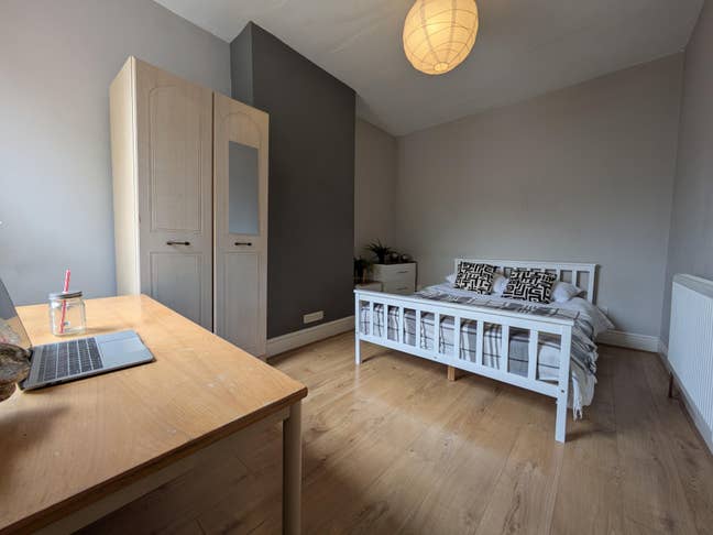  -  BS5 easy  access  to  central  Bristol/  M32 Main Photo