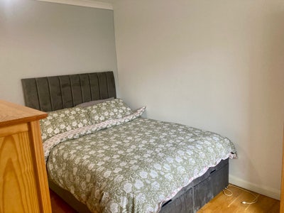 Two double rooms in friendly house share Main Photo