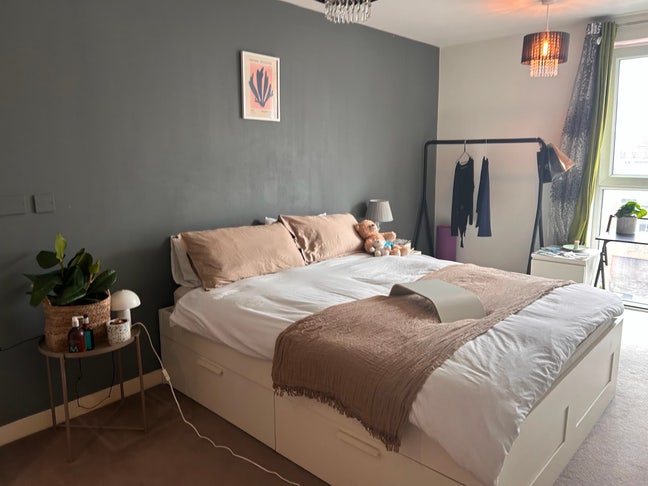 Modern Double Room in Greenwich Main Photo
