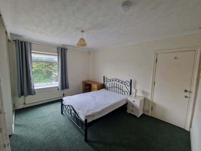 Large double room near Peterborough City Centre Main Photo