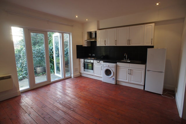 Well Presented One Bedroom Ground Floor Flat  Main Photo
