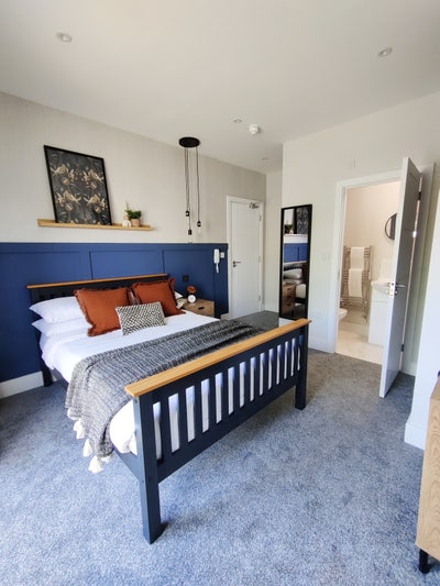 ✨ Stylish Co-Living Ensuite Room  | Bills inc | 🚗 Main Photo