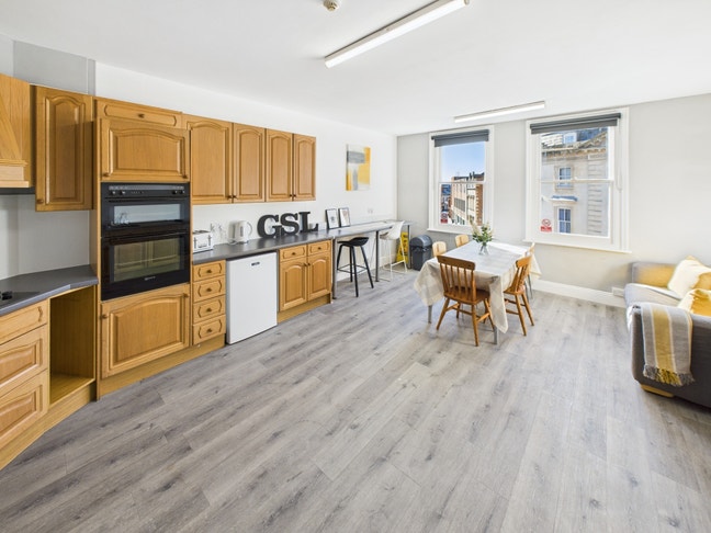 Comfortable City-Center Living Main Photo