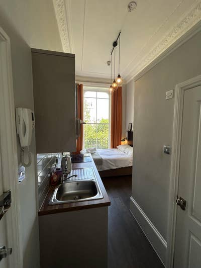 39-9 Leinster Square, W2 Main Photo