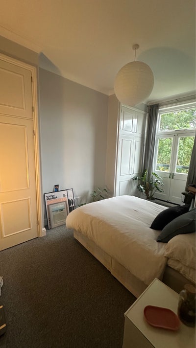 Huge double room in cute 2 bed flat in Wimbledon  Main Photo