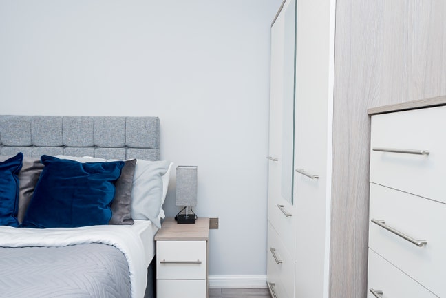 🌟Newly Renovated Rooms - Aldershot Town Centre🌟 Main Photo