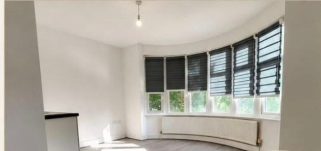 6 ensuite and studio flat  Main Photo