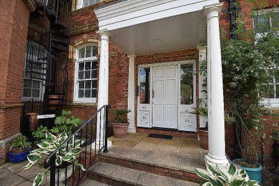 Flatmate wanted! Main Photo