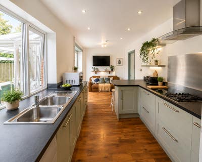 Spacious Furnished Rooms Available- Brockworth Main Photo