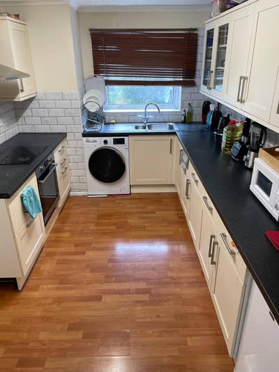 A Double Room to Rent in Harlow CM19 &pound;150 Pw Main Photo