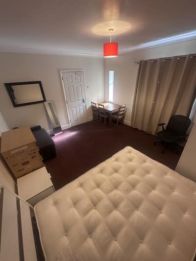 5 Amazing Double Room in a Shared house  Main Photo