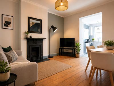 Tudor Road- Rooms in 5 bedroom house to rent Main Photo
