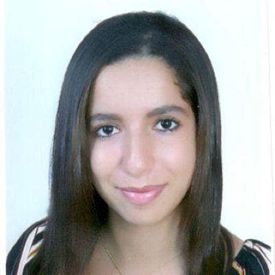 I am a 24-year-old professional female lookin... Main Photo