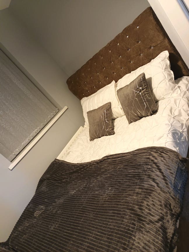 Room for rent Main Photo