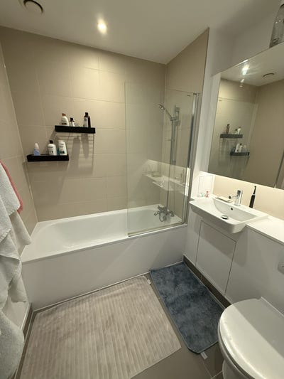 Double Room in Canada Water Outstanding Views Main Photo