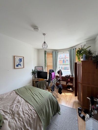 Big room bills included Main Photo