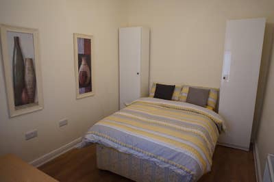  Double room at 67-69 Edleston Rd Main Photo