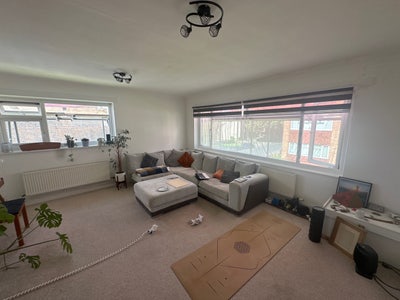 Whole Flat in beautiful location Main Photo