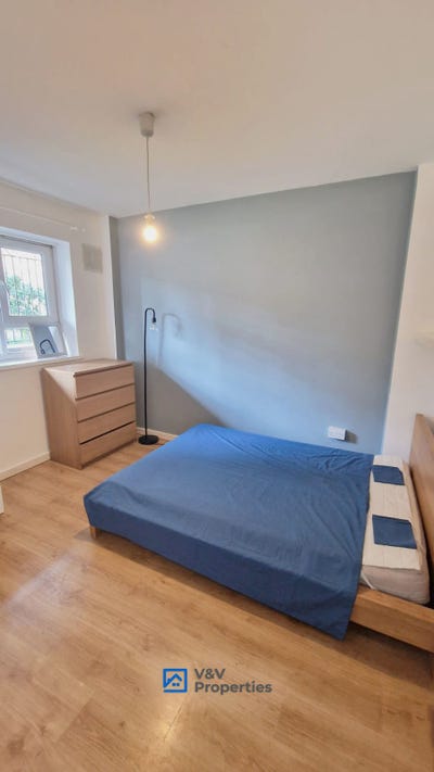 Summer deals on now – book your room in advance😎  Main Photo