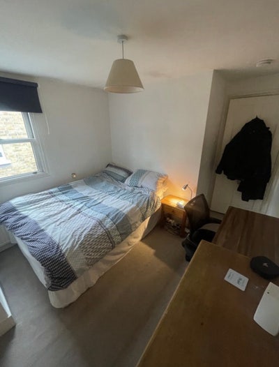 Double Room in friendly house share in Battersea Main Photo